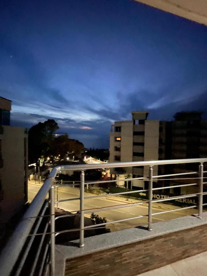 New Donantelo Hotel Vlorë エクステリア 写真