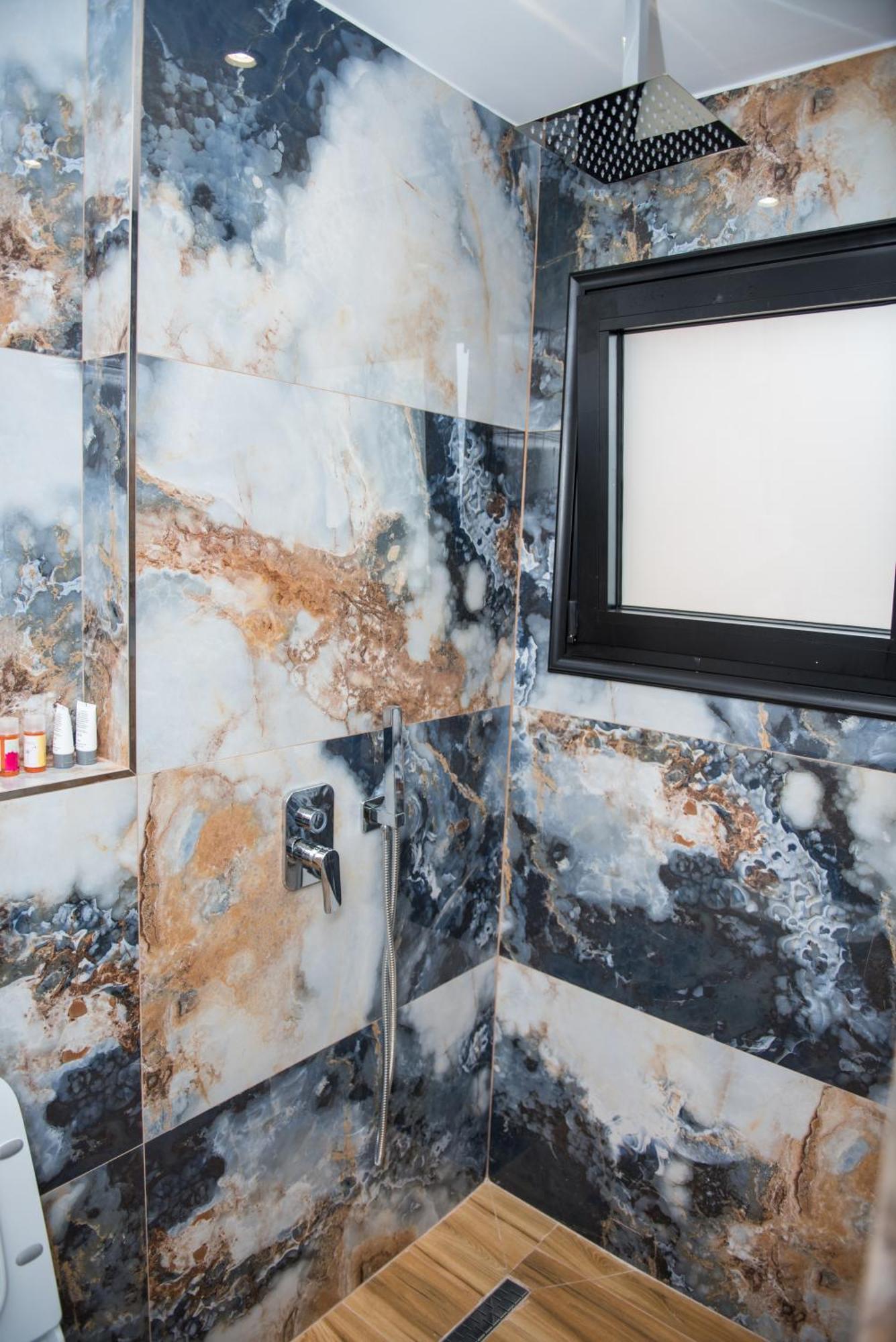 New Donantelo Hotel Vlorë エクステリア 写真
