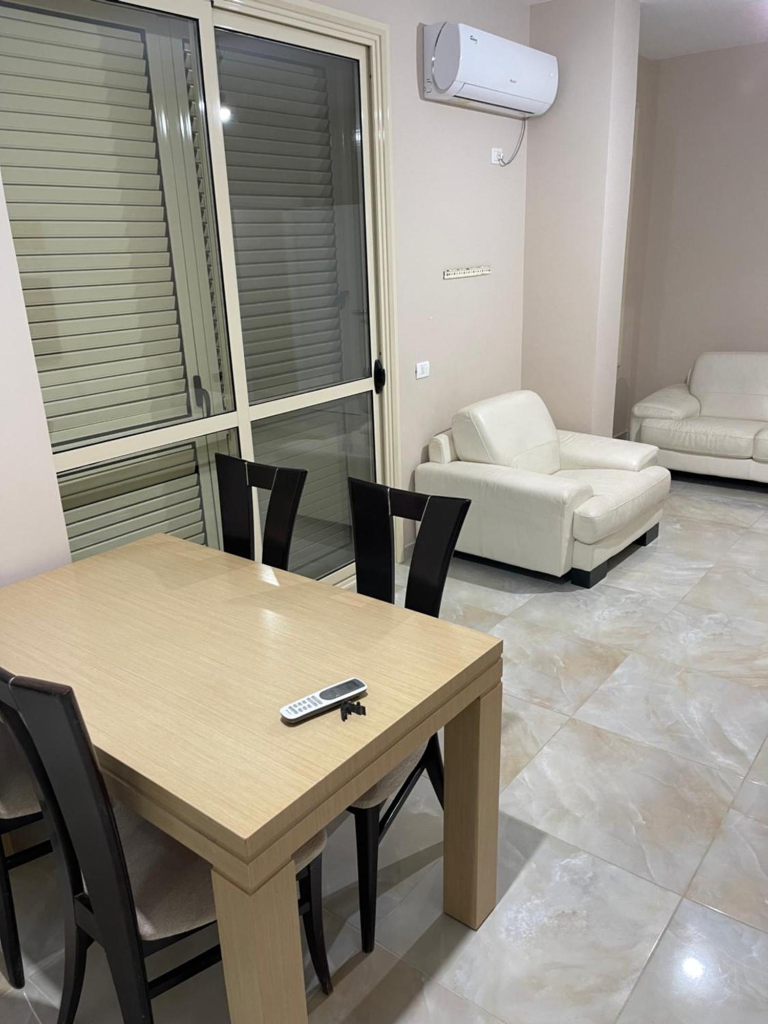 New Donantelo Hotel Vlorë エクステリア 写真